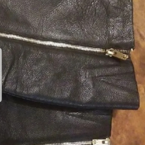 Calvin Klein 8.5 - Picture 7 of 11